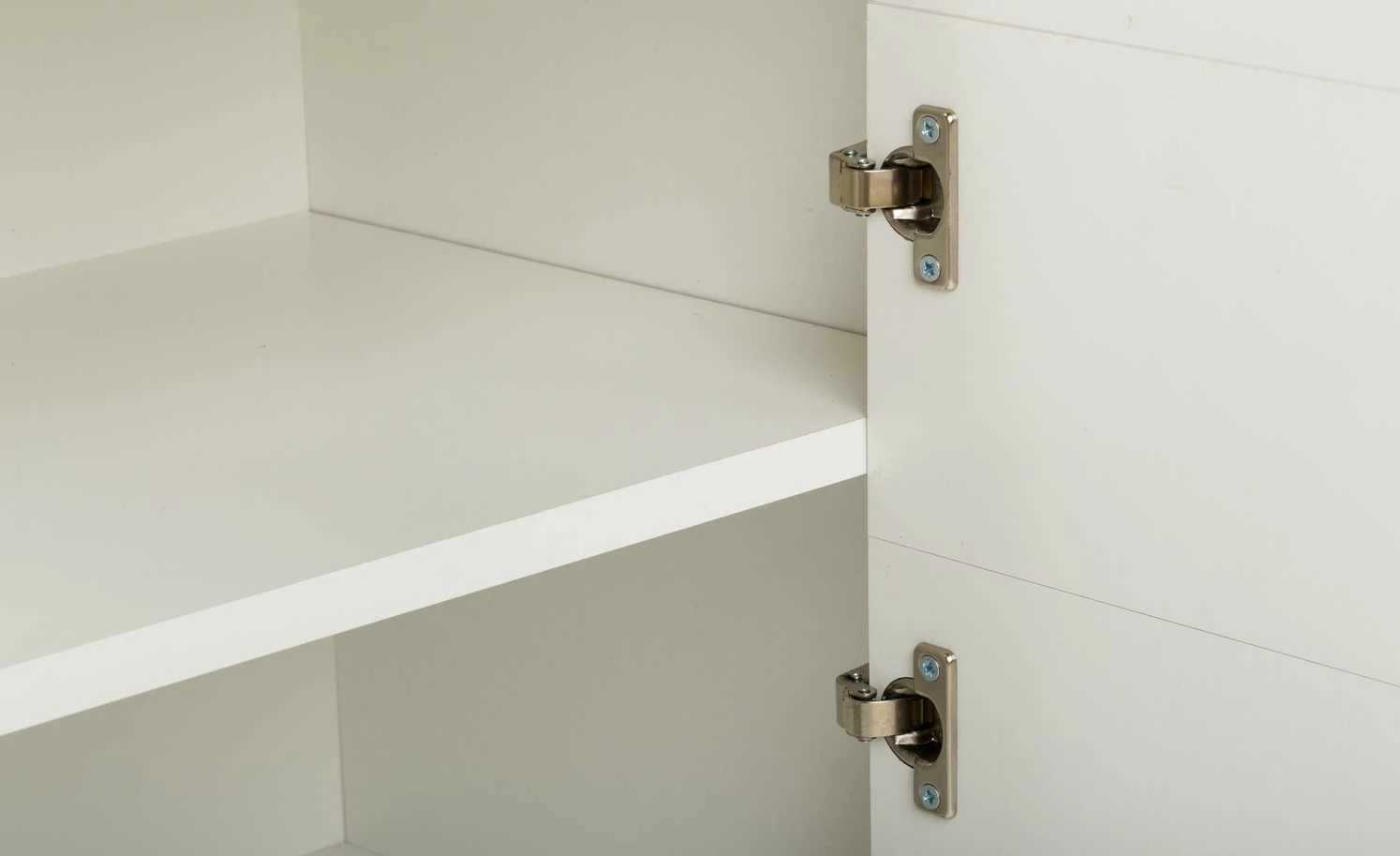 Bank Salo 6 Bank Salo – Bild 6