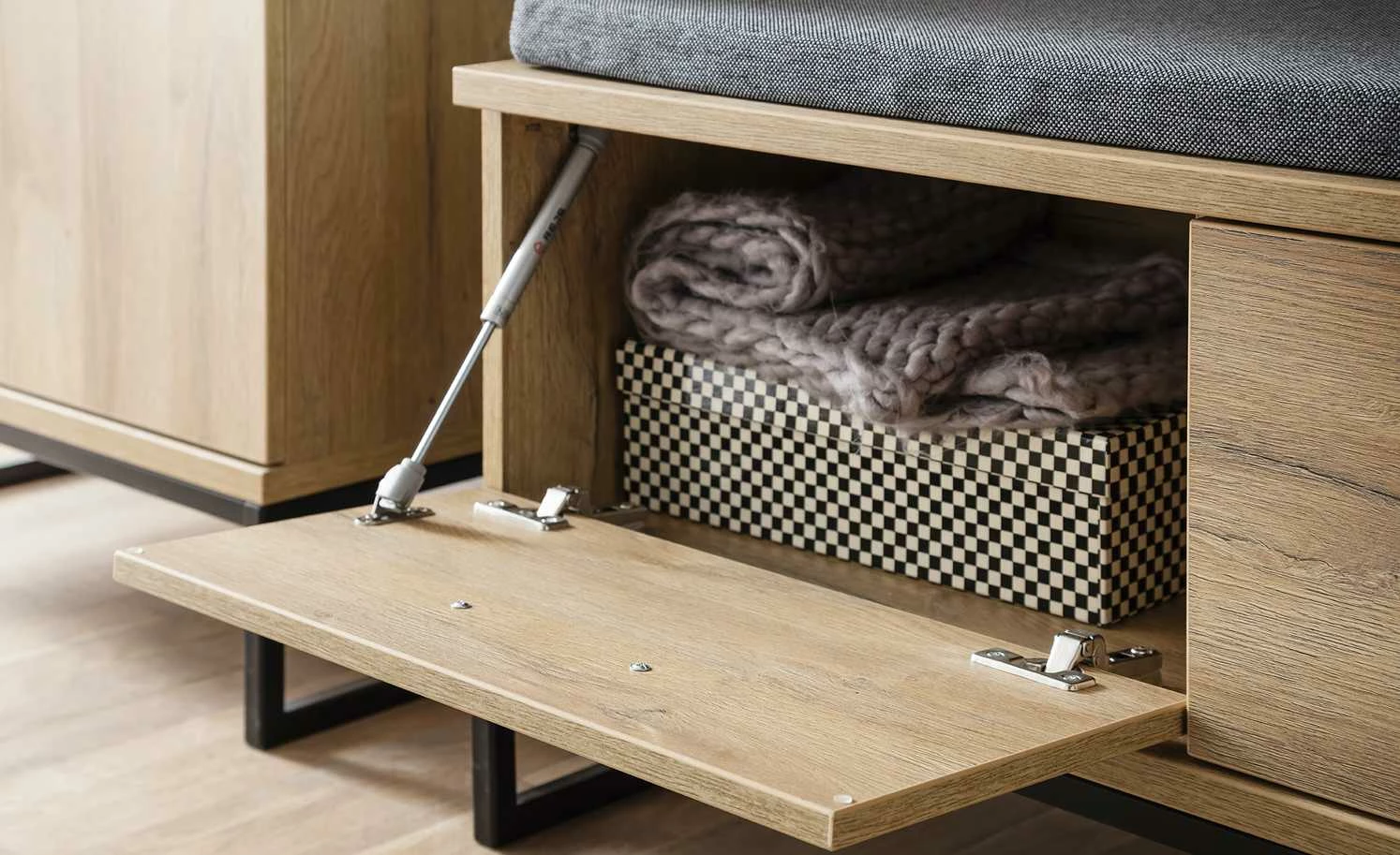 Garderobenbank Medebach 4 Garderobenbank Medebach – Bild 4