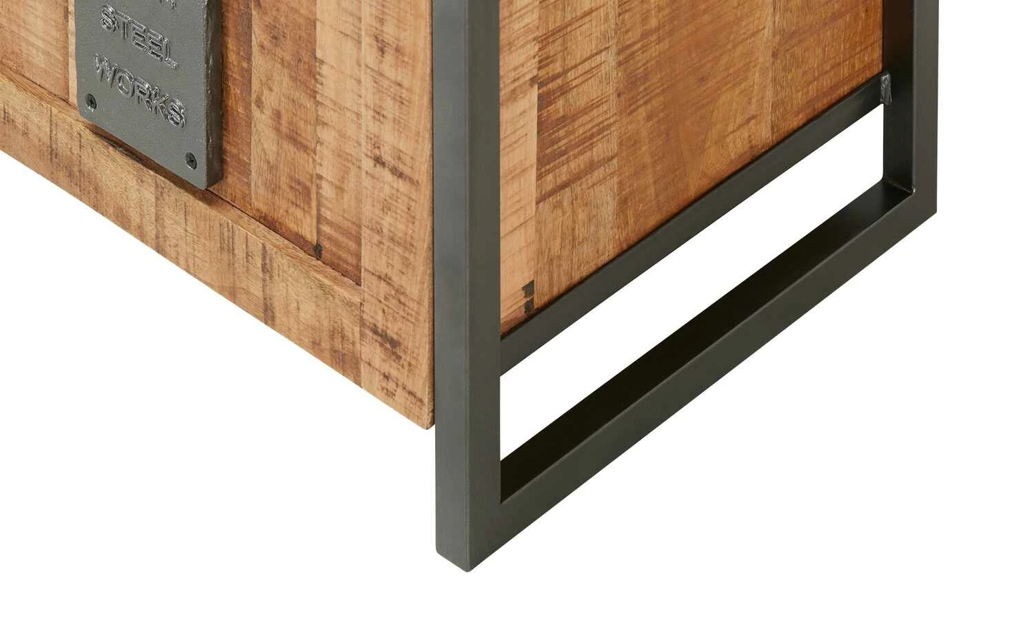 Bank Josha 5 Bank Josha – Bild 5