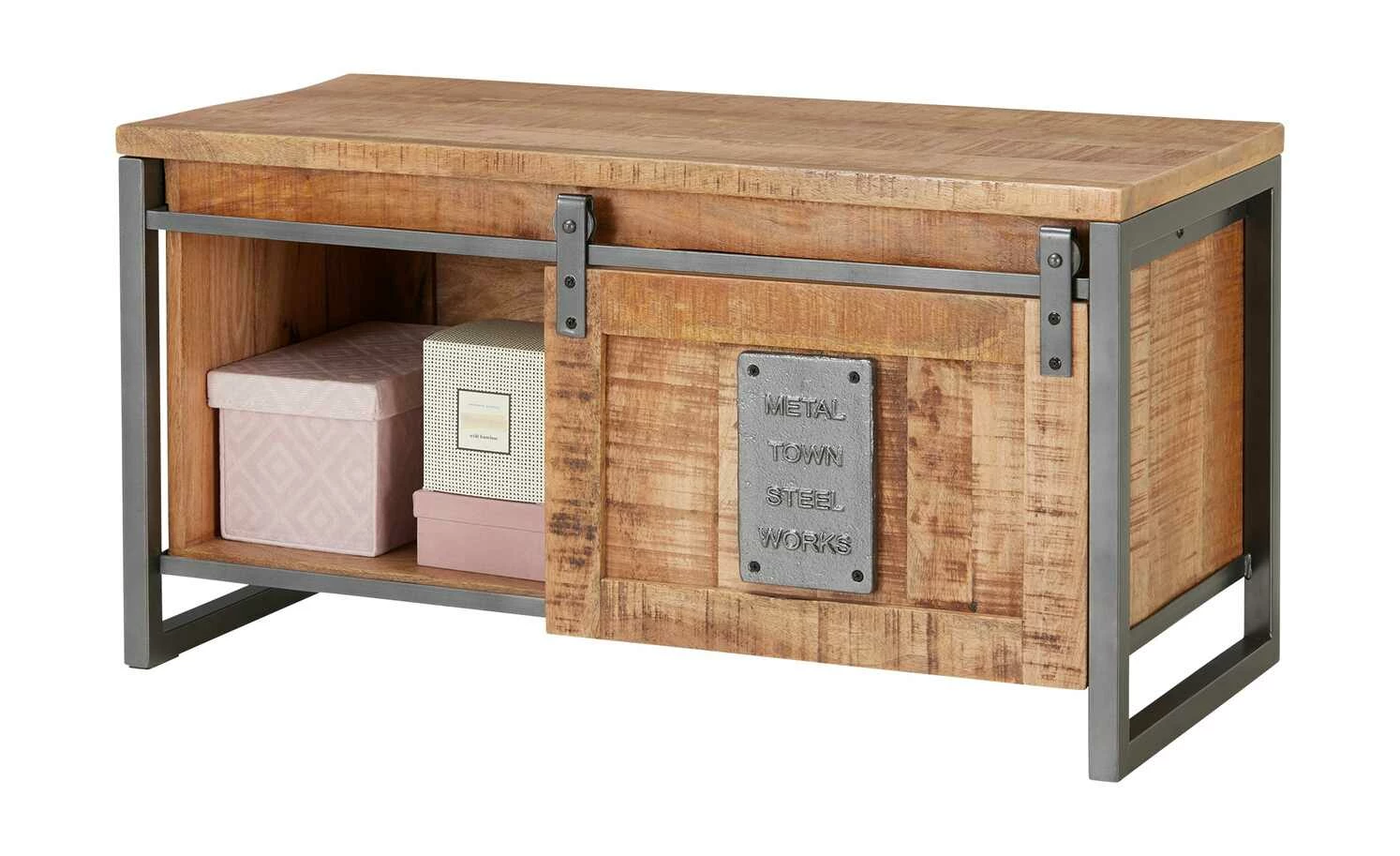 Bank Josha 11 Bank Josha – Bild 11