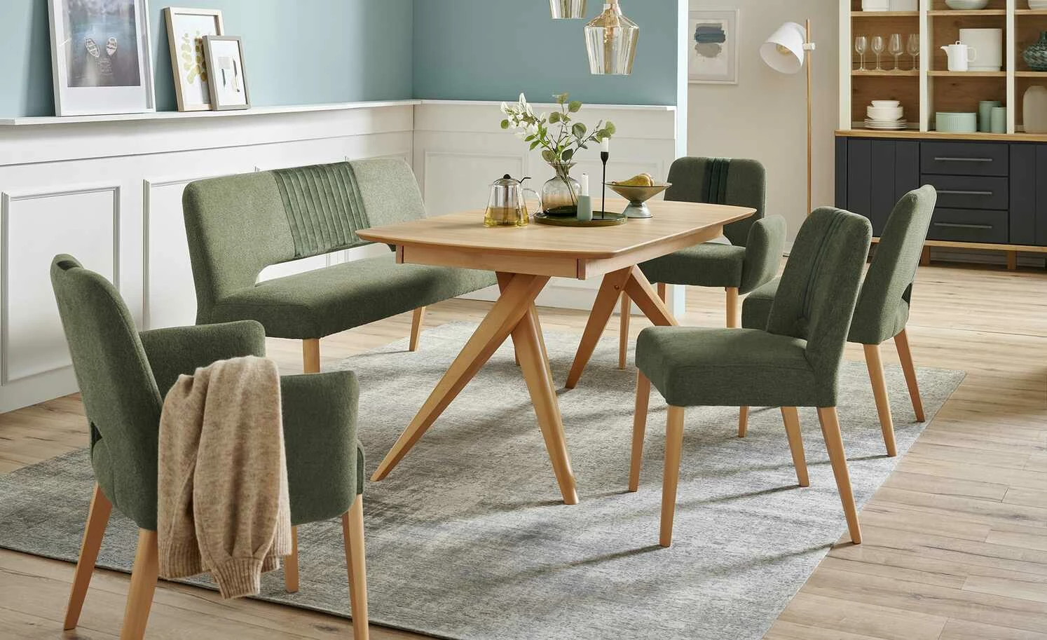 Woodford Polsterbank Ansgar | Rain Forest (Olivgrün) Buche 1 Woodford Polsterbank Ansgar | Rain Forest (Olivgrün) Buche